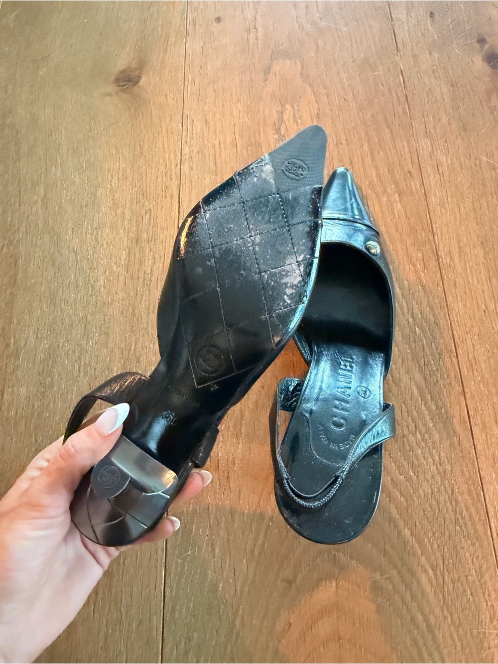 Vintage Chanel Cap Toe Kitten Heel Sling Backs - Picture 5 of 5